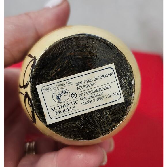 Lot 2 Vintage Authentic Models Russian Nesting Dolls Victorian Girl - Picture 5 of 6